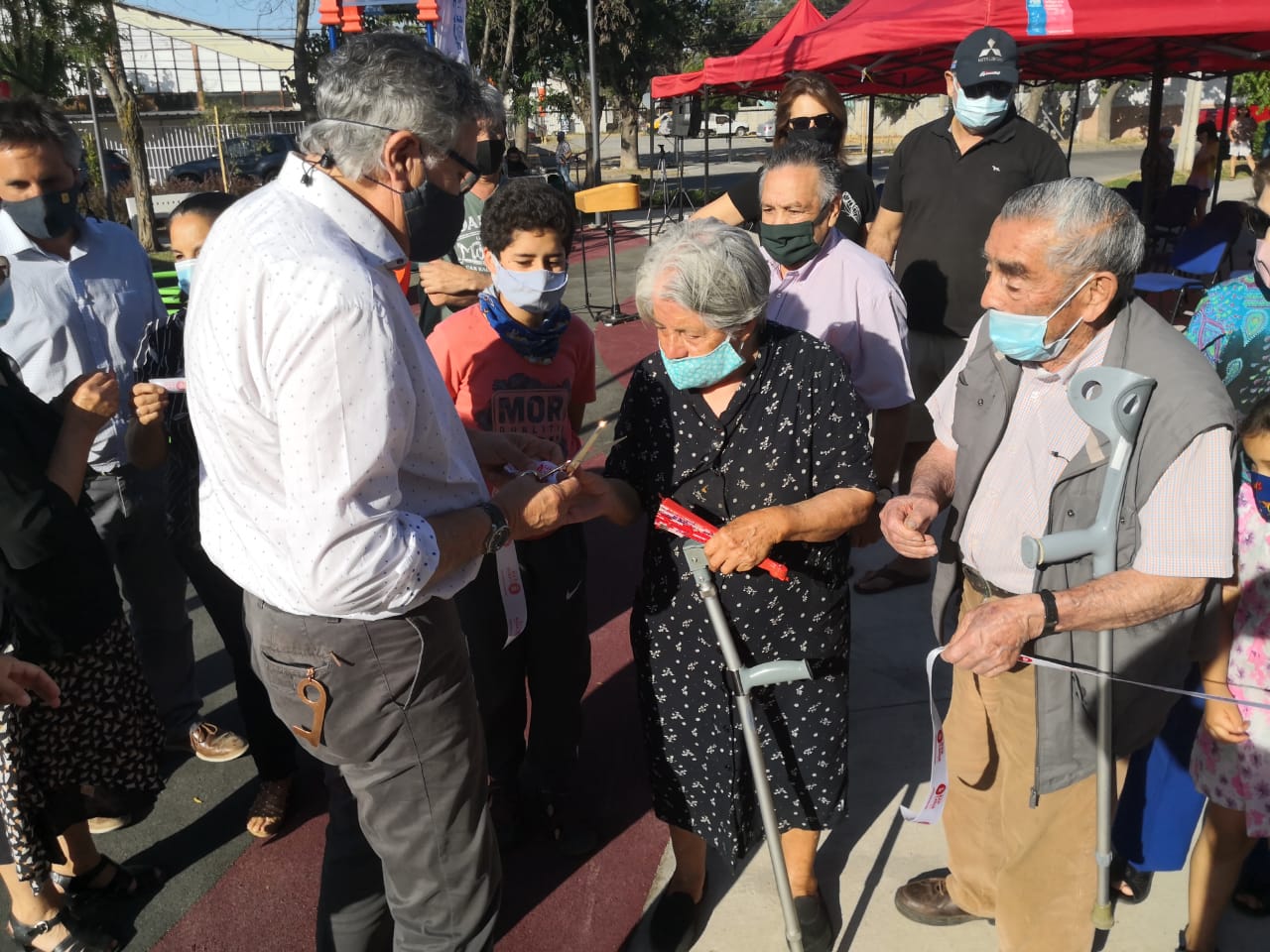 VECINOS DE POBLACIÓN EL MANZANAL DISFRUTAN DE LA PRIMERA PLAZA CON PISO DE CAUCHO 2