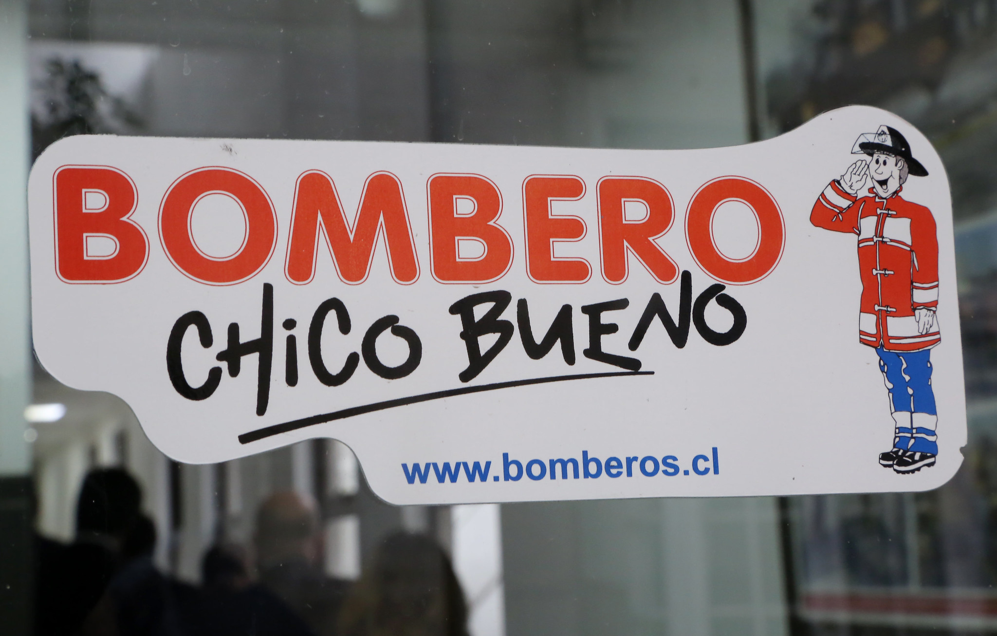 GOBIERNO FIRMA CONVENIO CON BOMBEROS Y ENTREGA 12 CONCESIONES DE INMUEBLES PARA LA INSTITUCIÓN BOMBEROS