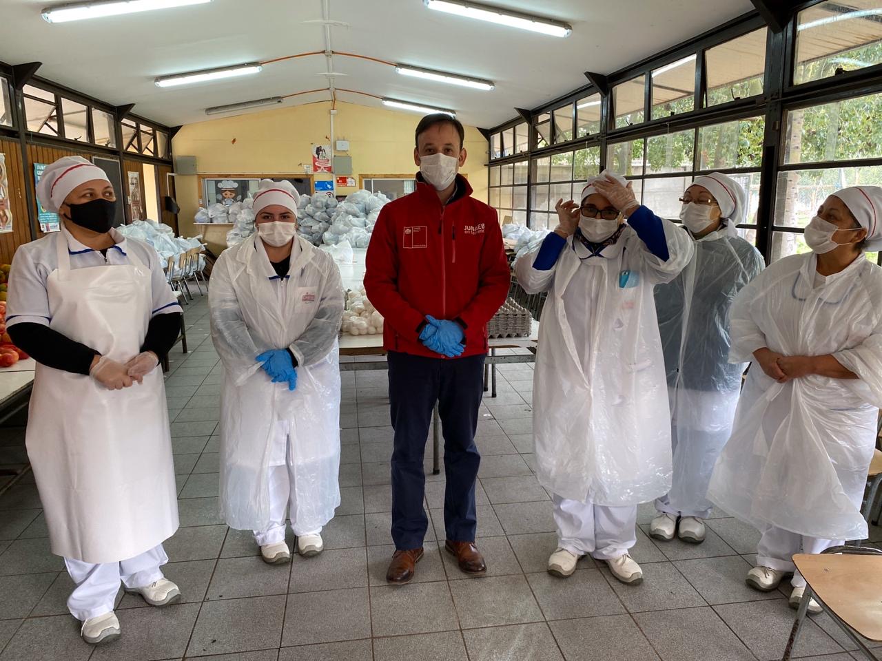 Junaeb ha entregado más de ocho millones de canastas de alimentos a estudiantes durante la suspensión de clases presenciales 3