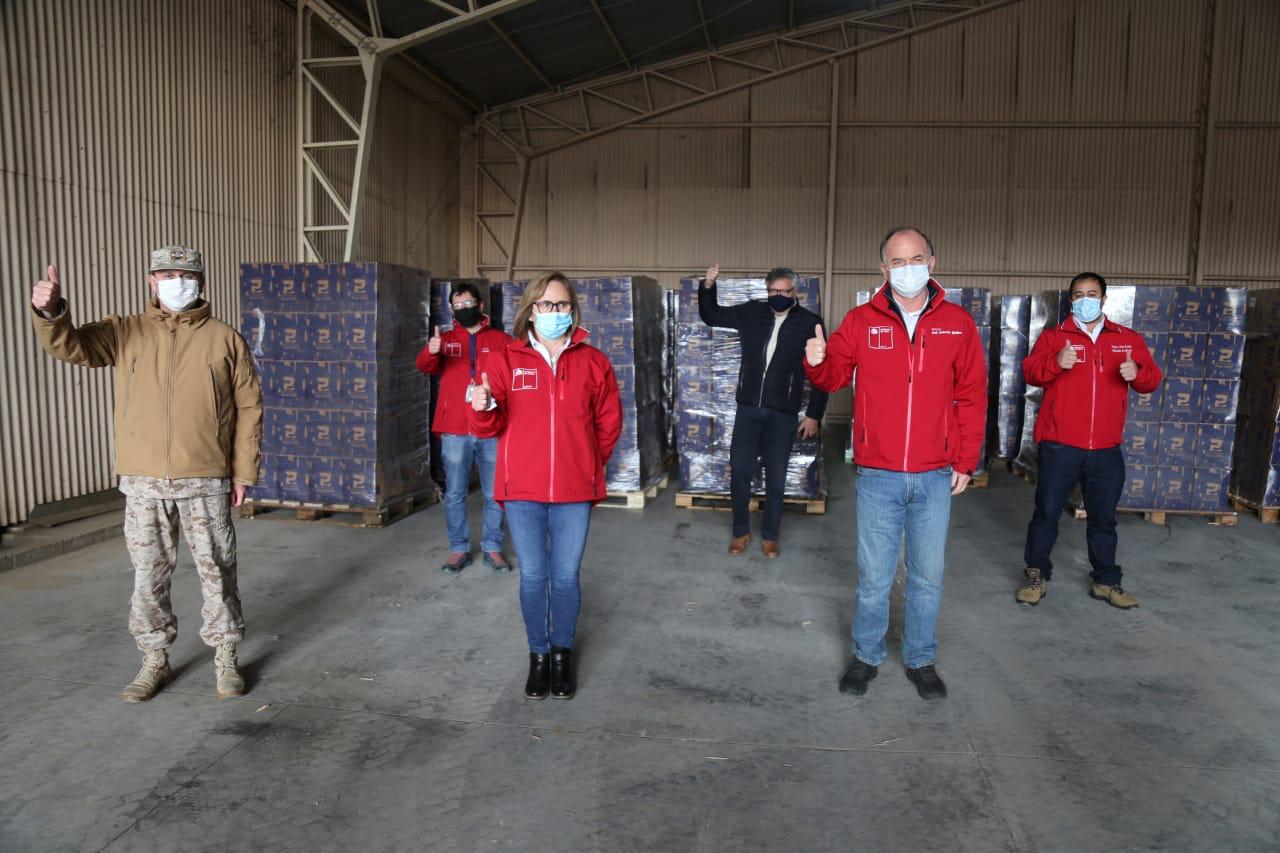 Intendenta Cofré y Ministro Walker informan que 43.000 cajas con alimentos fueron entregadas a hogares de la región 1