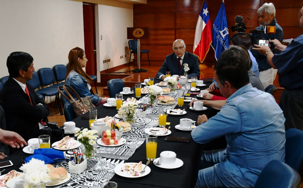 desayuno con medios marzo 3