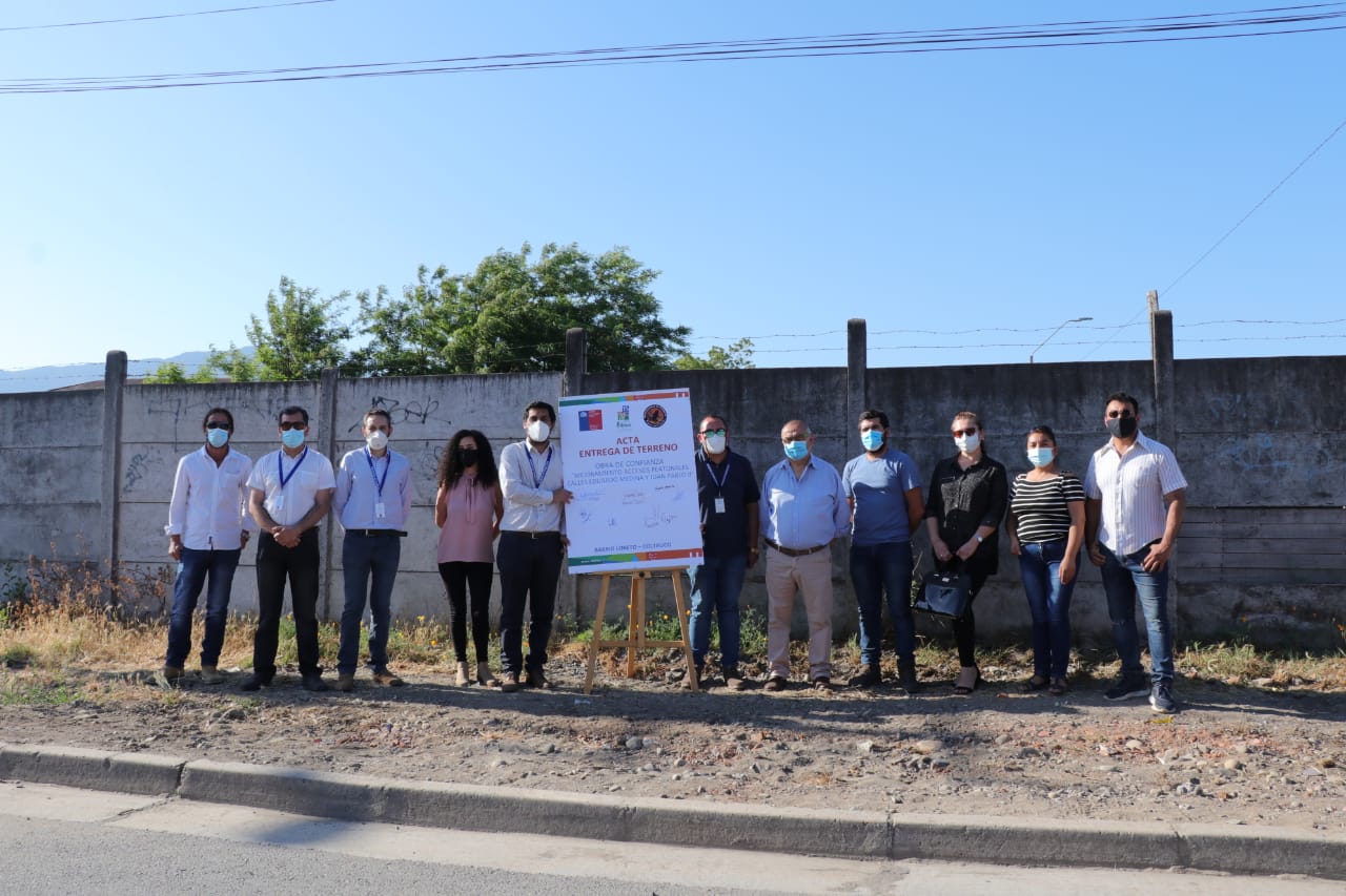 COMIENZA MEJORAMIENTO DE ACCESO PEATONAL EN BARRIO LORETO DE COLTAUCO