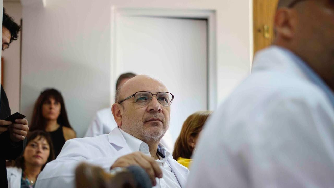 Diputado Juan Luis Castro PS No veo inconveniente. Si se van a elegir que se haga bien