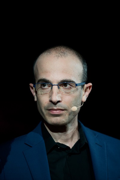 Yuval Noah Harari Portrait 1