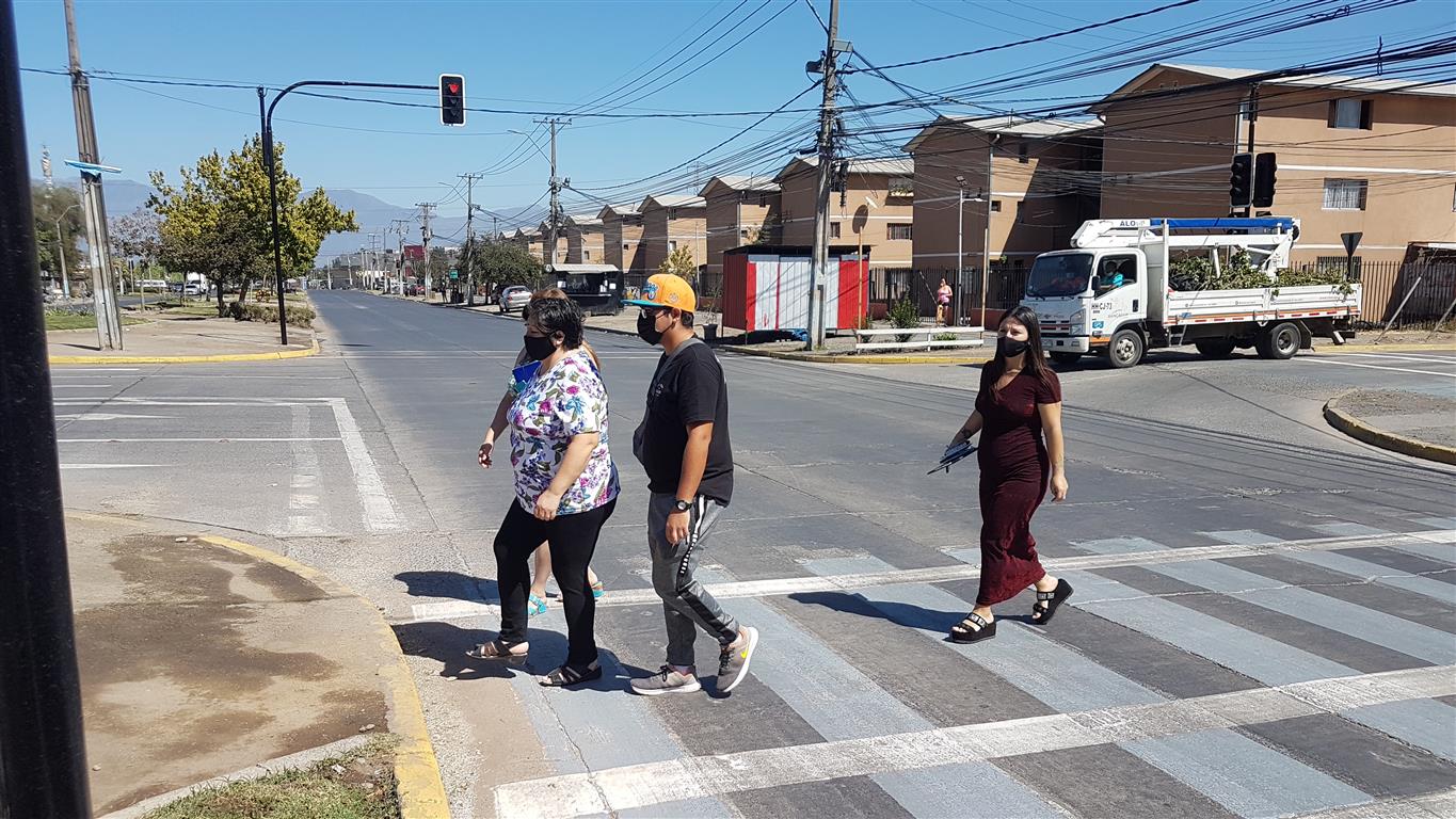 NUEVO CRUCE SEMAFORIZADO EN AVENIDA REPÚBLICA DE CHILE CON ITATA APORTARÁ MAYOR SEGURIDAD A VECINOS DEL SECTOR 3