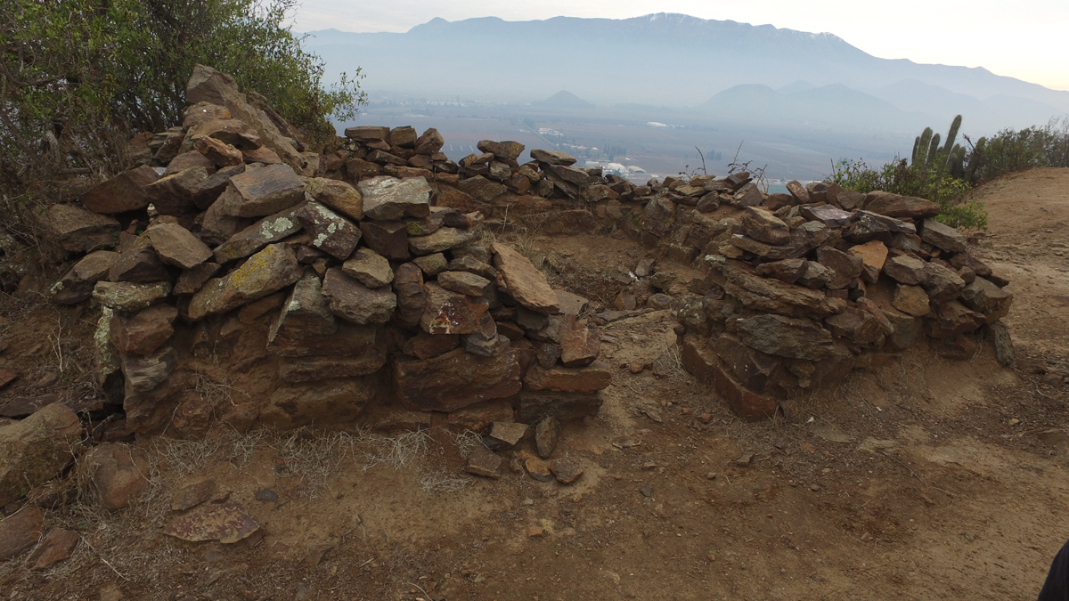SUBSECRETARIO DEL PATRIMONIO REALIZA VISITA TÉCNICA A PUKARÁ DE CERRO LA COMPAÑÍA PARA AVANZAR EN ACUERDOS PARA SU PROTECCIÓN 04