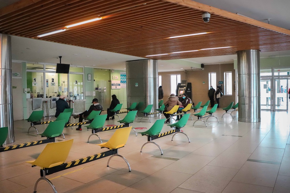HOSPITALIZACIÓN EN PANDEMIA PACIENTES DEL HRLBO ACCEDEN A CAMAS EN DOS HORAS PROMEDIO 3