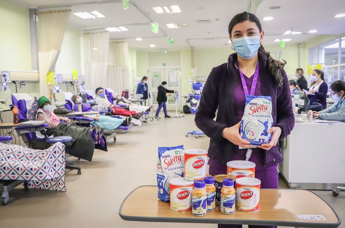 CAMPAÑA DE LA LECHE APOYANDO LA BUENA ALIMENTACIÓN DE LOS PACIENTES ONCOLÓGICOS DEL HRLBO