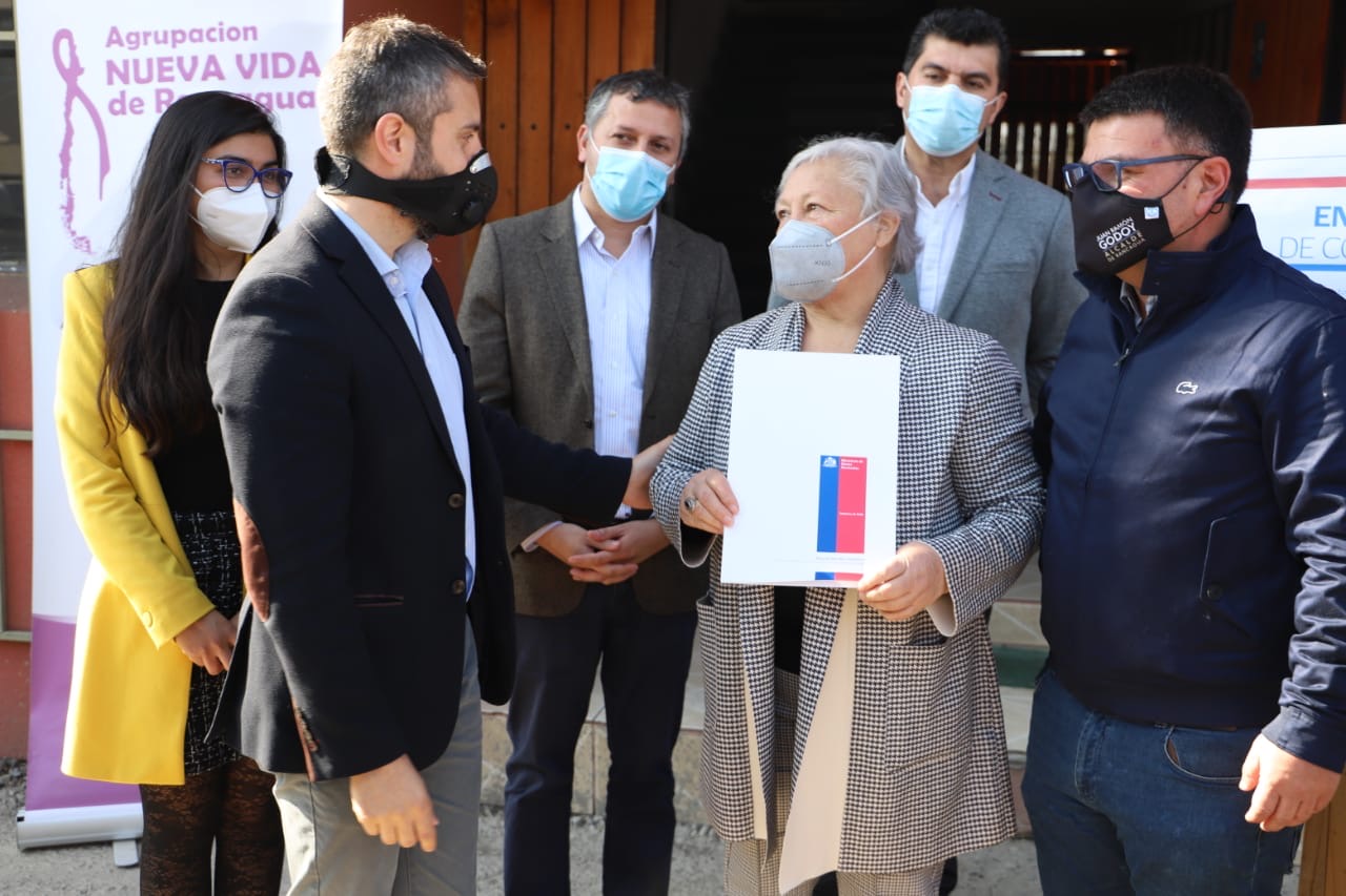 BIENES NACIONALES ENTREGA CONCESIÓN DE INMUEBLE A FUNDACIÓN DE MUJERES CON CÁNCER DE MAMA 1