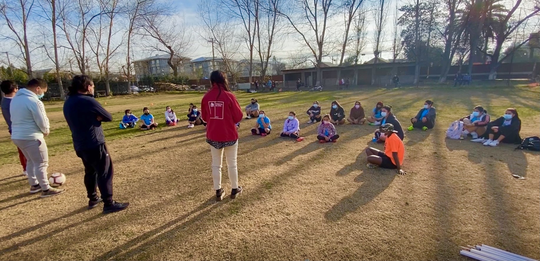 SEREMI DEL TRABAJO VISITA ESCUELAS DE FUTBOL PARA DIFUNDIR CAMPAÑA SOBRE LA ERRADICACIÓN DEL TRABAJO INFANTIL EN LA REGIÓN 2