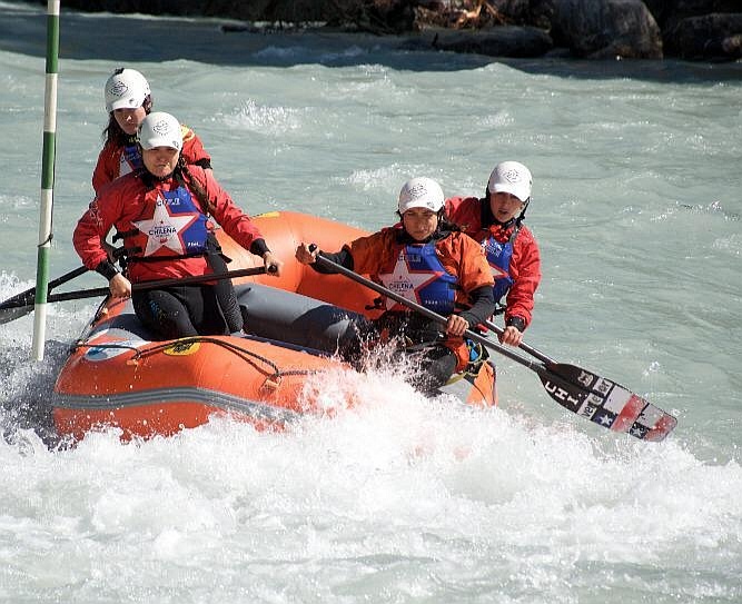 DEPORTISTA RANCAGÜINA LOGRA MEDALLAS EN EL MUNDIAL DE RAFTING2