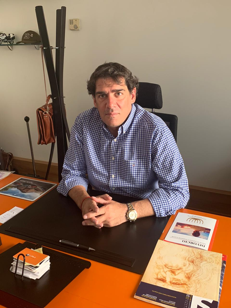 BORRAR LAS DEUDAS DURANTE PANDEMIA ES UN SAQUEO Y UN ACTO EXPROPIATORIO Alberto Gerszencvich REMESA ALta