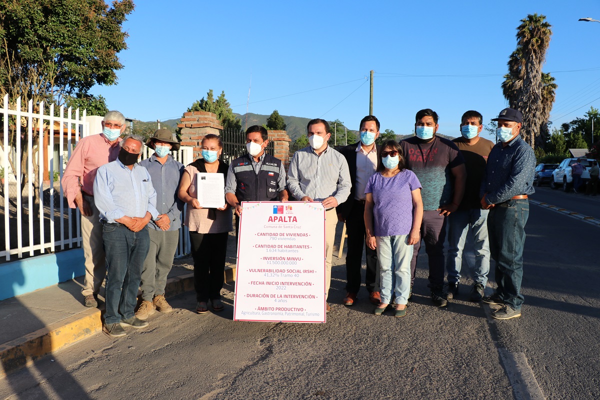 Vecinos de Santa Cruz reciben con brazos abiertos al Programa Pequeñas Localidades del Minvu