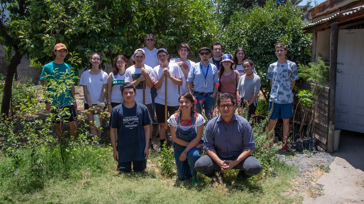 ALUMNOS DEL INSTITUTO OHIGGINS REALIZAN PLANTACIÓN DE ÁRBOLES EN BARRIO MANUEL RODRÍGUEZ DE RANCAGUA 3