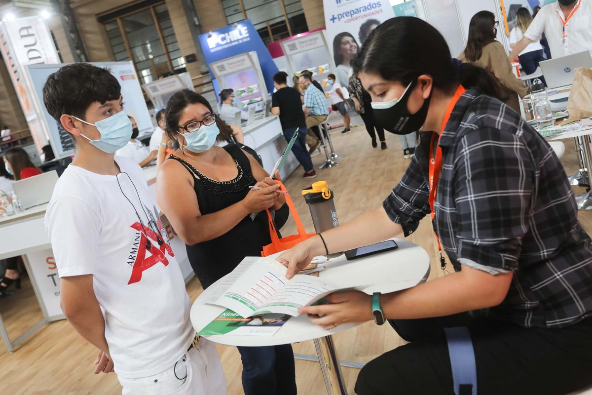 CONOCE LAS CARRERAS CON MAYOR EMPLEABILIDAD EN LA EDUCACIÓN SUPERIOR