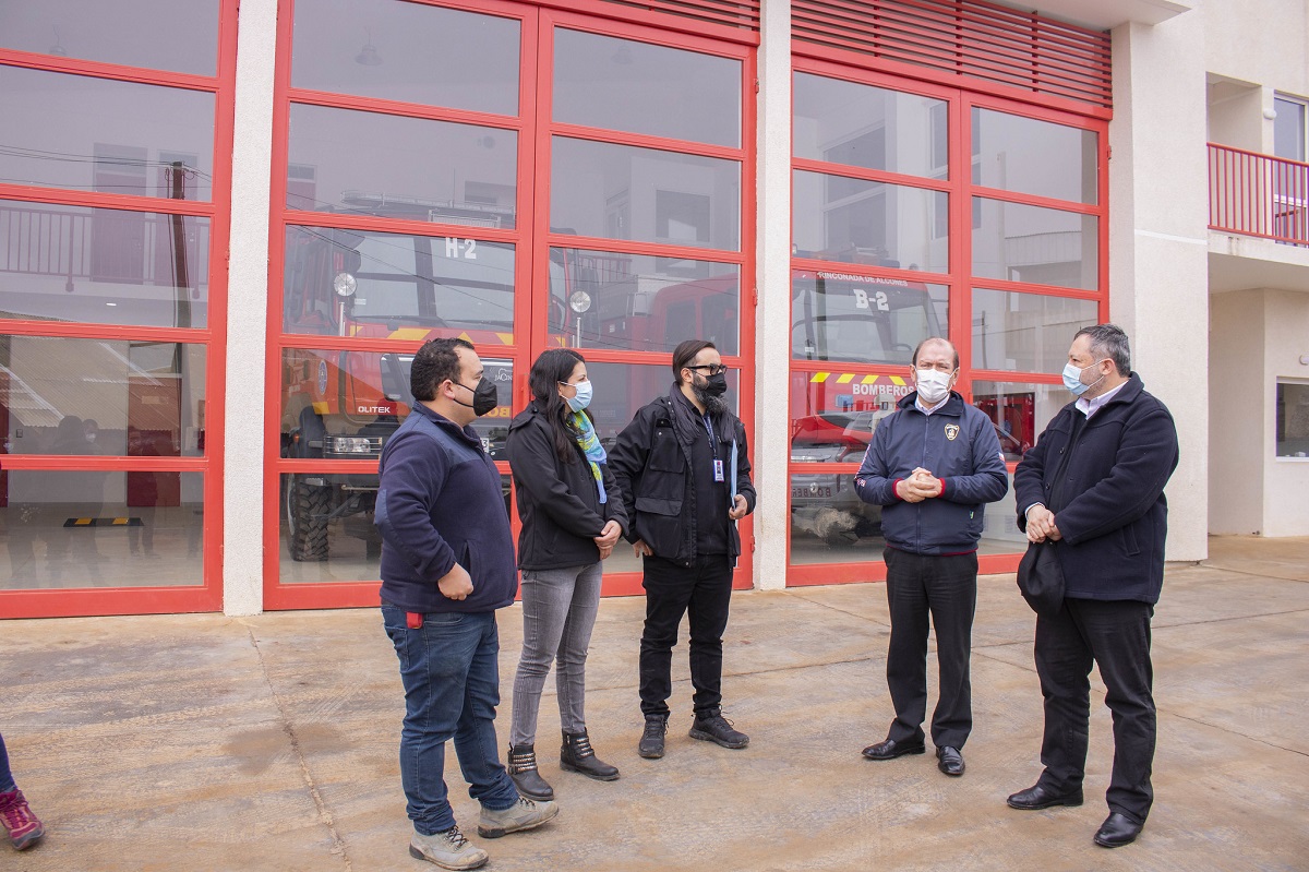 SUBSECRETARIO DE OBRAS PÚBLICAS VISITÓ EMBLEMÁTICAS OBRAS DE EDIFICACIÓN E INFRAESTRUCTURA PÚBLICA DURANTE SU VISITA A LA REGIÓN 5. Cuartel Bomberos Alcones Marchigüe