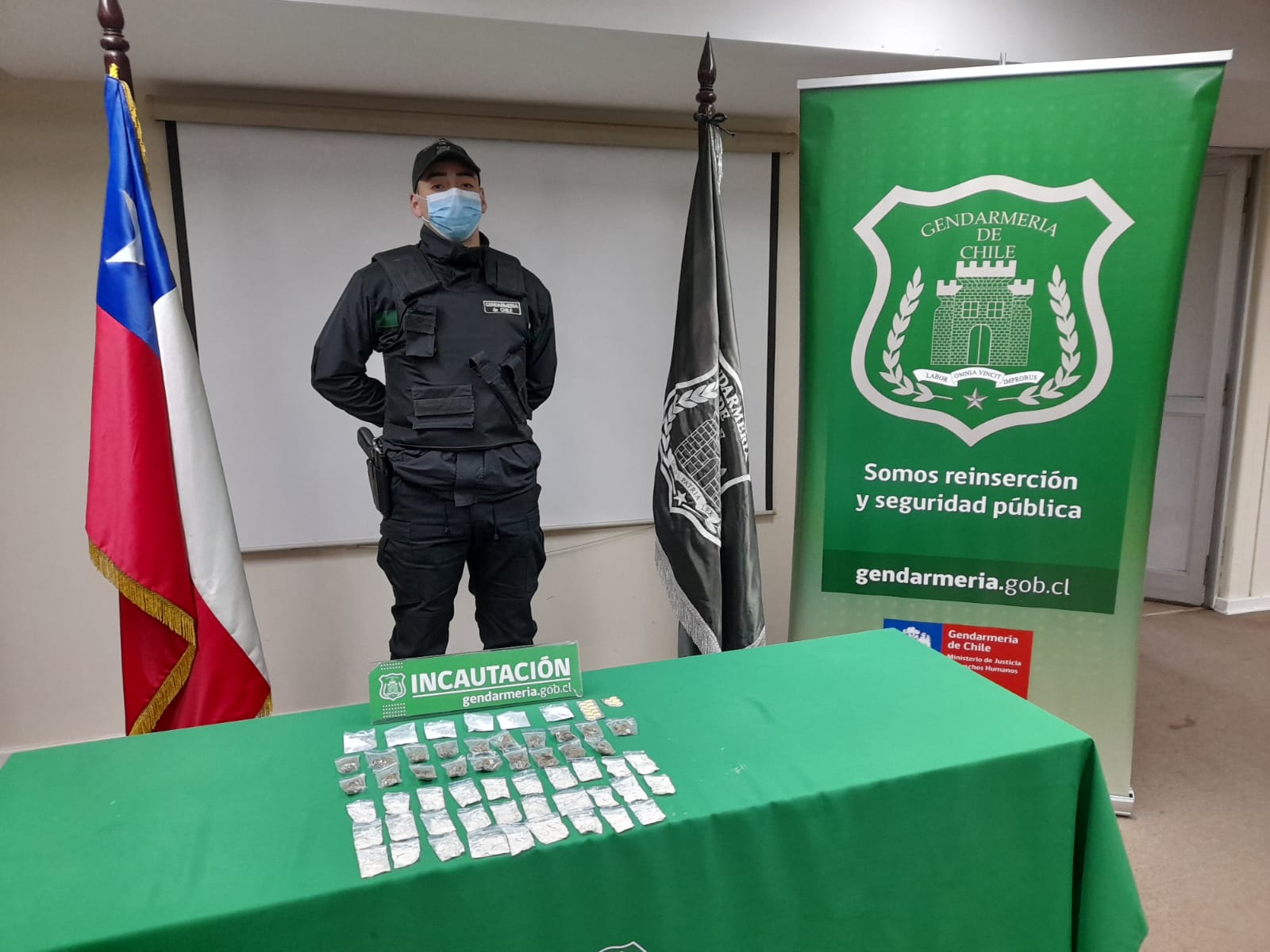 Hombre fue sorprendido por gendarmes intentando lanzar droga a CP de Rancagua