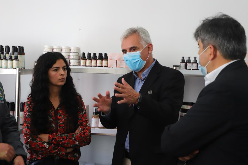 GOBERNADOR REGIONAL LA REACTIVACIÓN ECONÓMICA DE LA REGIÓN DEPENDE MUCHO DE LOS MICROEMPRESARIOS Y EMPRENDEDORES 3