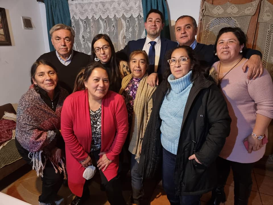 ELEGADA PRESIDENCIAL SE REUNIÓN CON AGRUPACIÓN MAPUCHE WE RÜPÜ 1