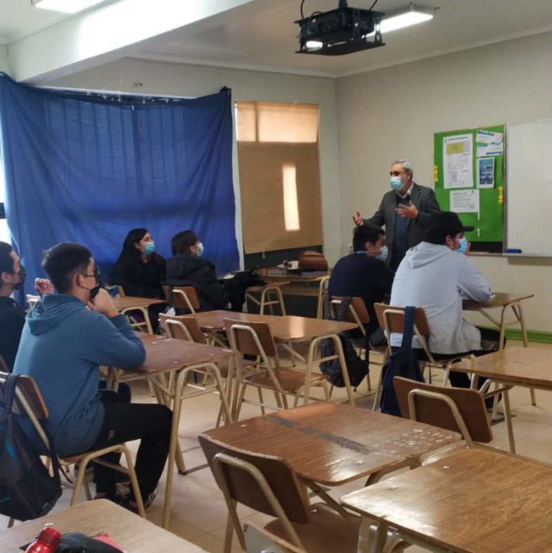 SEREMI DE EDUCACIÓN PRESENTA POLITICA DE REACTIVACIÓN EDUCATIVA INTEGRAL sala san vicente 2