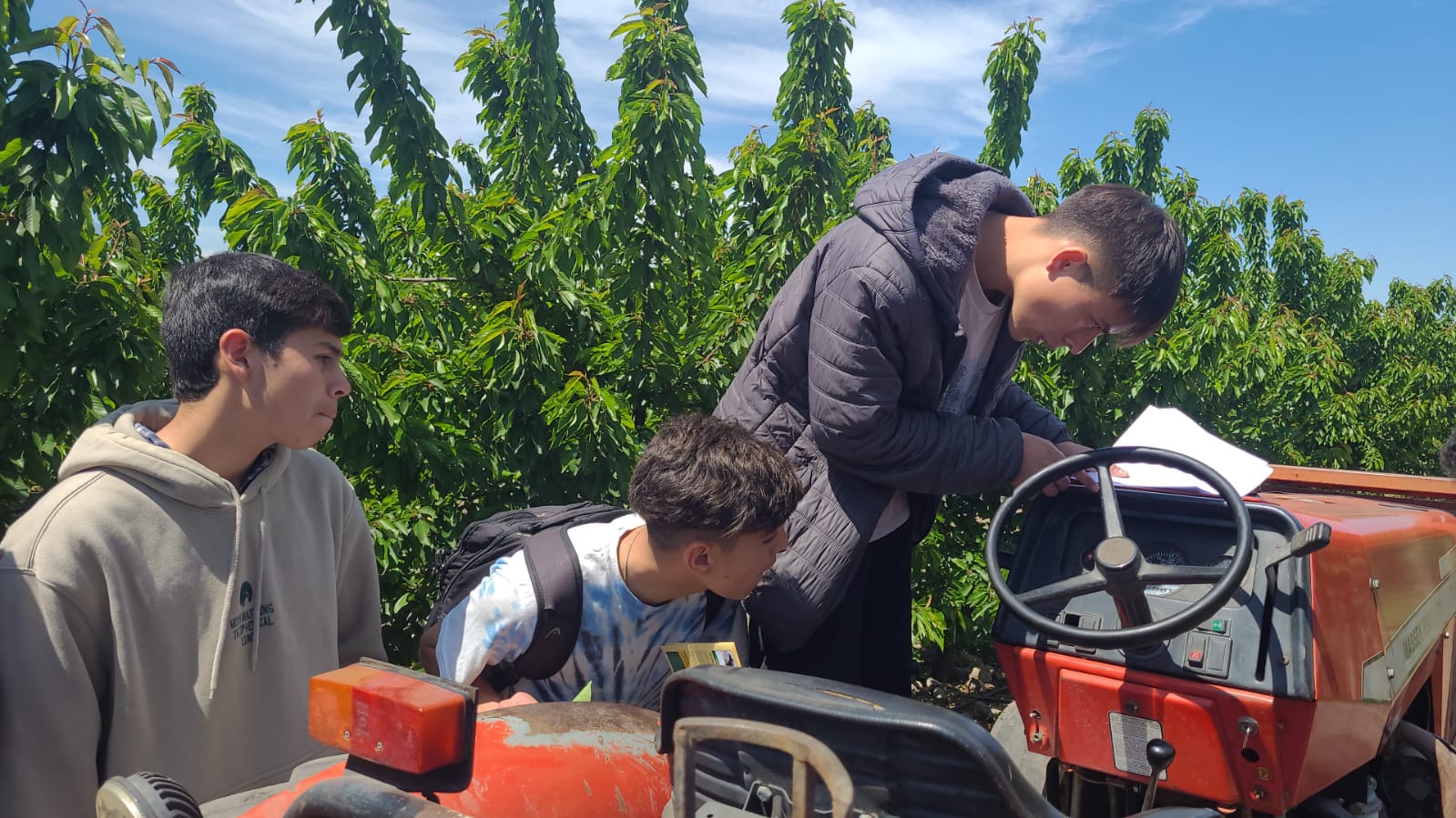 GIRA EDUCATIVA PERMITE CAPACITAR A CERCA DE 300 ESTUDIANTES EN UTILIZACIÓN DE PLAGUICIDAS 2