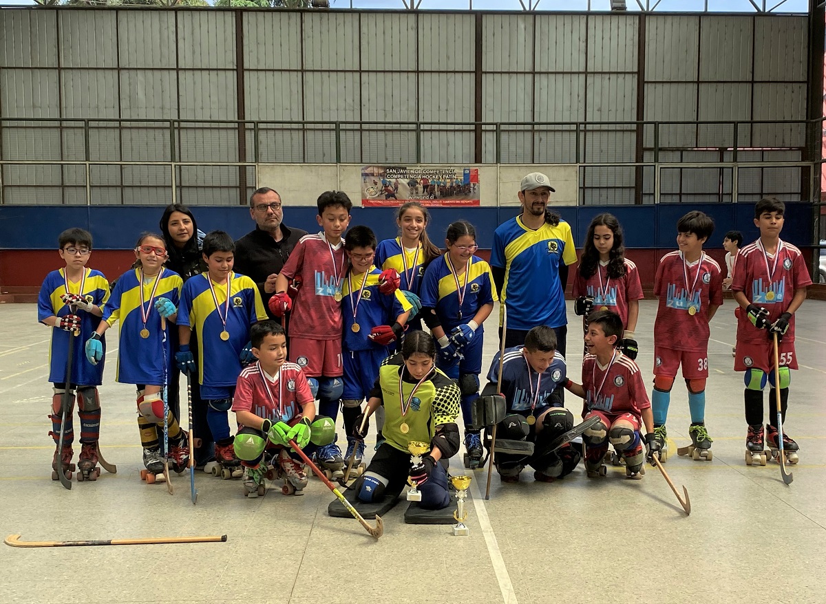 CLUB HOCKEY PATÍN PUMAS DE MACHALÍ OBTIENE SEGUNDO LUGAR EN CAMPEONATO CATEGORÍA SUB 11 SAN JAVIER 2