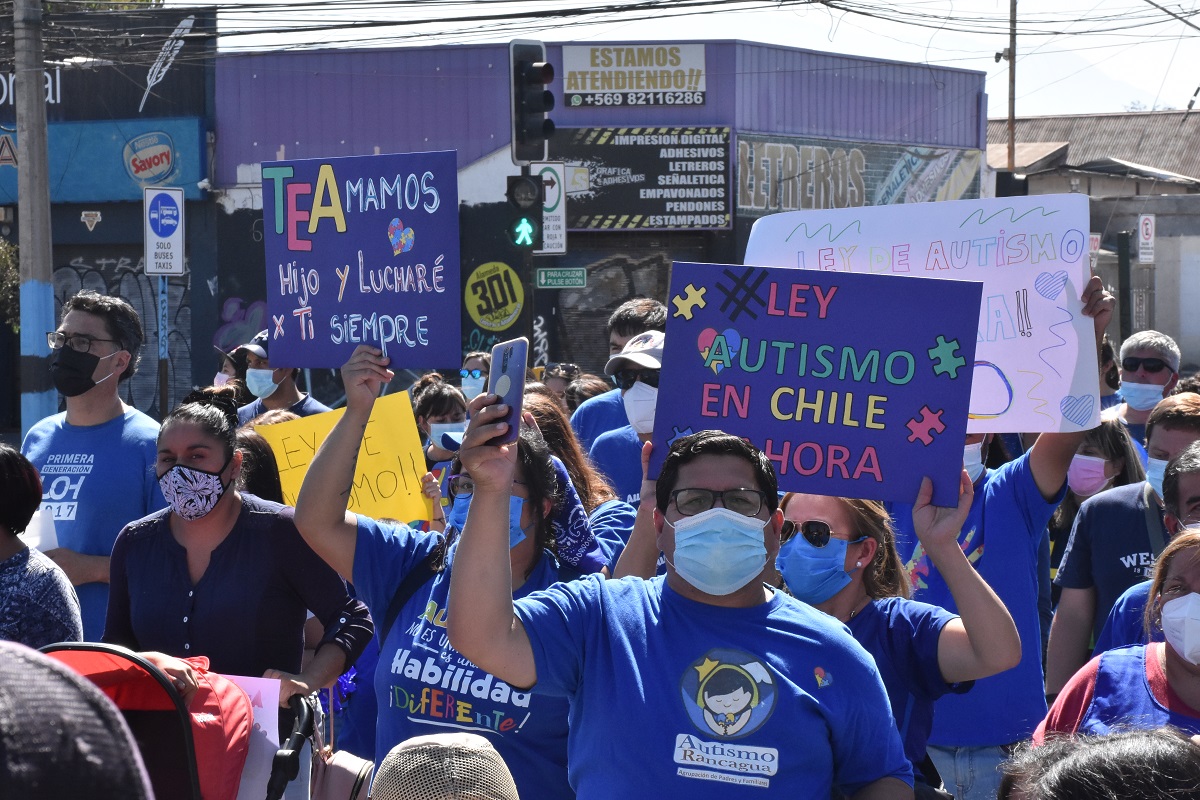 Agrupaciones invitan a participar este sábado de marcha por la Ley de Autismo