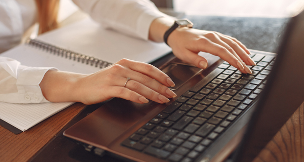 Cybermonday ayuda a los niños con problemas renales de todo Chile