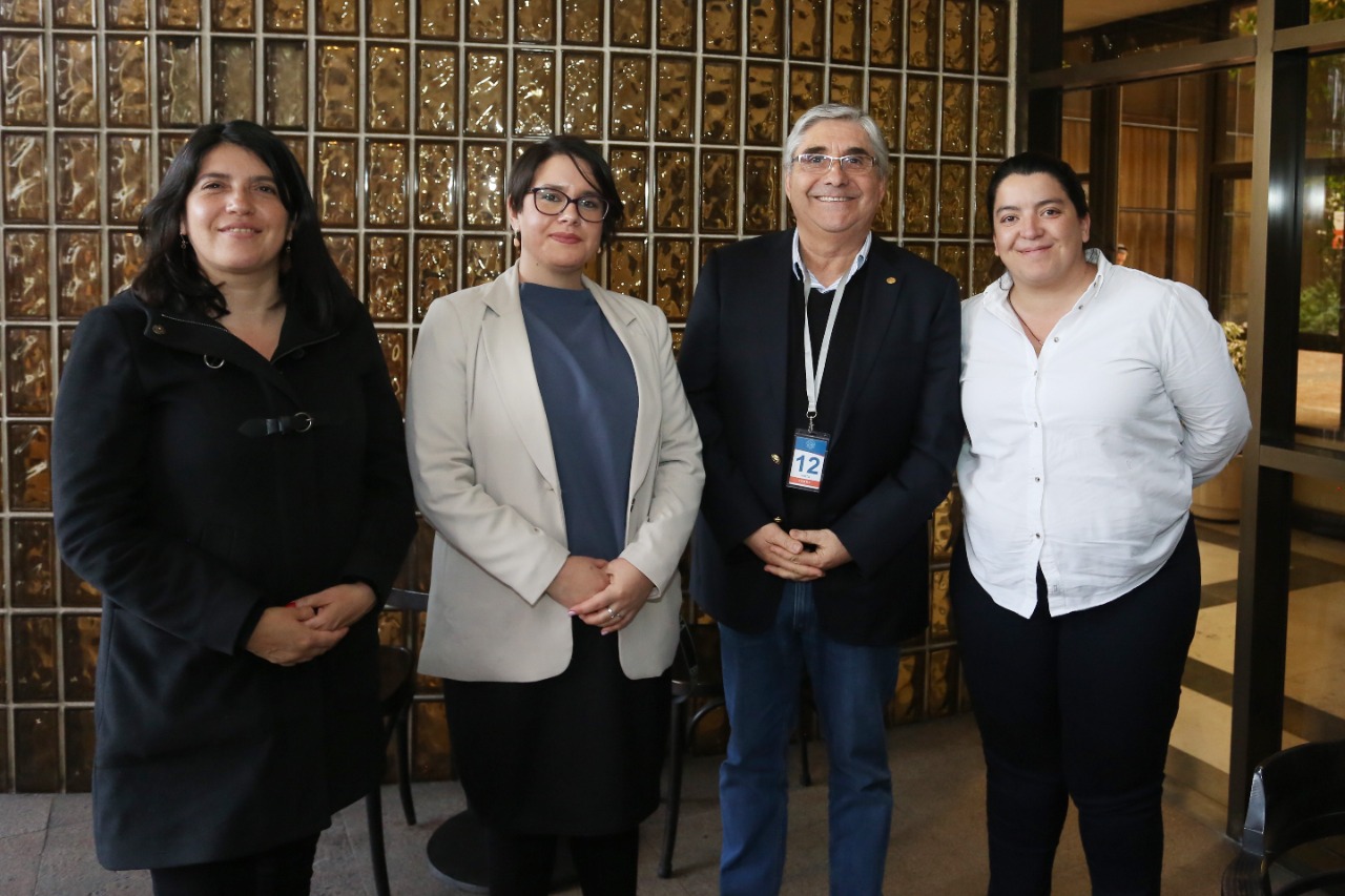 DIPUTADA ROMERO Y ALCALDE DE MALLOA SE REÚNEN CON MINISTRA DE LAS CULTURAS PARA SOLICITARLE QUE APOYE LA CONSTRUCCIÓN DE UN CENTRO ARTESANAL EN PELEQUÉN 3