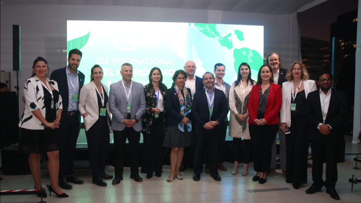 SOCIACIÓN CHILENA DE HIDRÓGENO REÚNE A PRINCIPALES ACTORES DE LA INDUSTRIA EN CELEBRACIÓN DEL DÍA DEL HIDRÓGENO VERDE 1