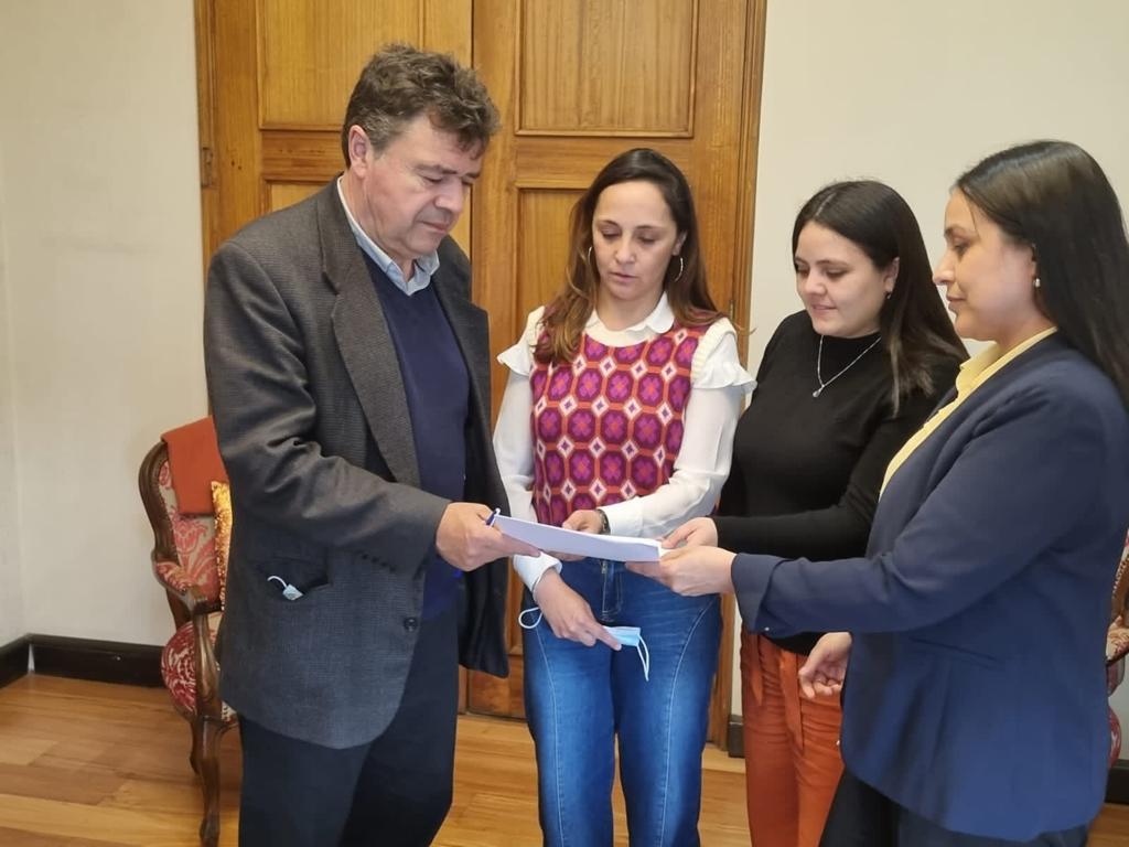 DIPUTADAS RN SOLICITAN AL GOBIERNO PATROCINAR PROYECTO PARA SUBSIDIAR A PRODUCTORES DE LA CANASTA BÁSICA 2