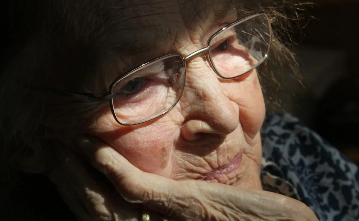FUNDACIÓN LAS ROSAS HAY QUE DESMITIFICAR QUE EL ALZHEIMER AFECTA SÓLO A PERSONAS MAYORES