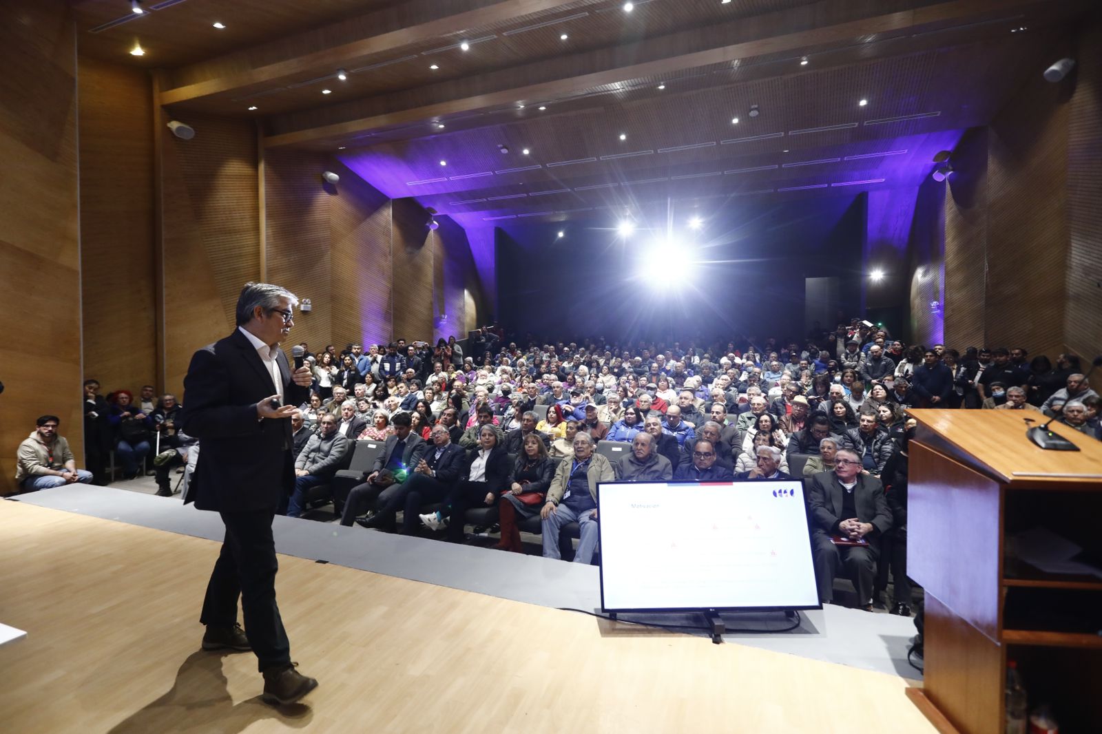 GOBIERNO EN TERRENO MINISTROS MARCEL Y JARA INICIAN GIRA POR SIETE REGIONES PARA DAR A CONOCER ALCANCES Y BENEFICIOS DEL PACTO FISCAL Y REFORMA DE PENSIONES inicio gira pf y rp 1