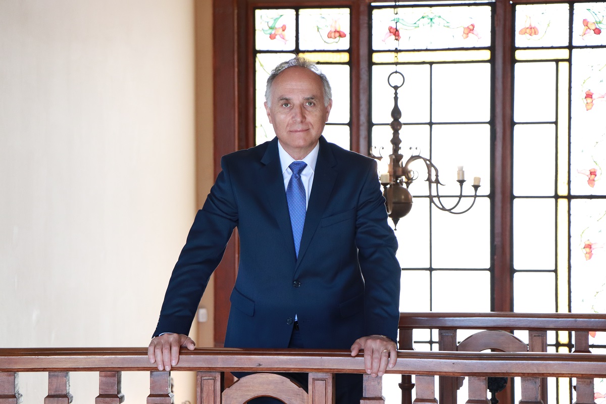 RECTOR DR. TEODORO RIBERA NEUMANN ES DESIGNADO PARA INTEGRAR LA COMISIÓN DE EXPERTOS EN EL MARCO DEL NUEVO PROCESO CONSTITUCIONAL 1