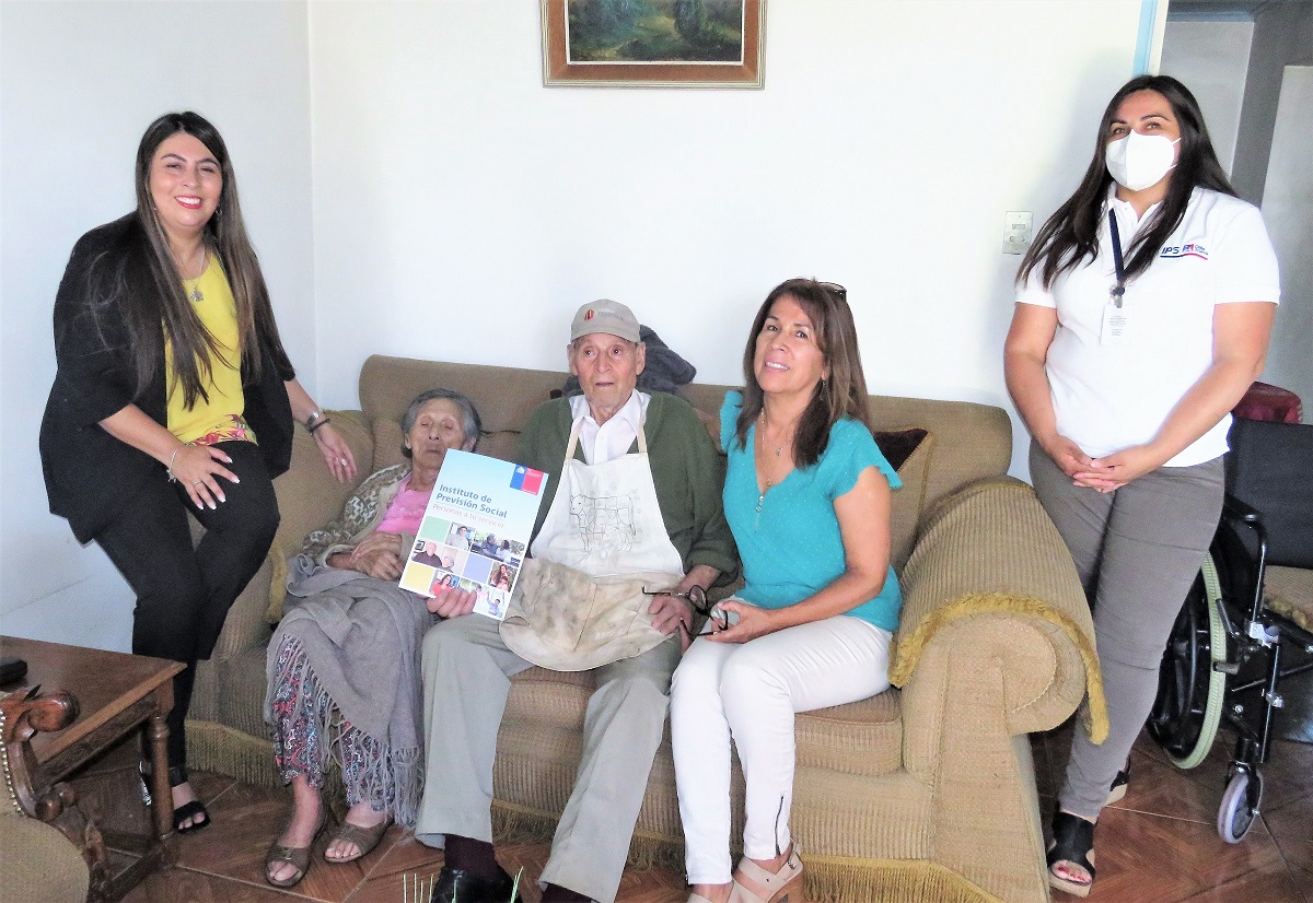 PENSIONADA RANCAGÜINA DE 103 AÑOS ES NUEVA BENEFICIARIA DE LA PGU 1