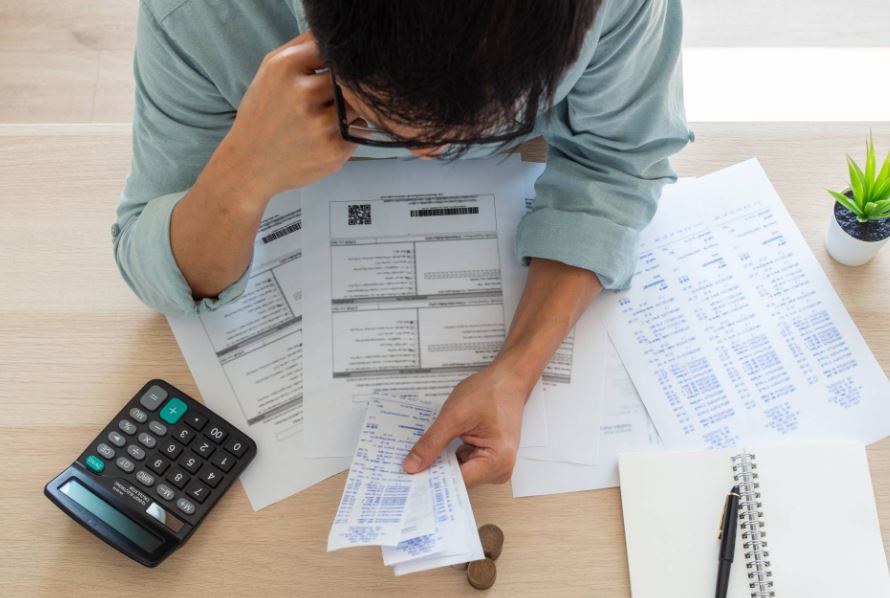 RIESGO EMPRESARIAL EN SU PEAK CÓMO LA MOROSIDAD AFECTA EN LA IMAGEN Y REPUTACIÓN DE LAS EMPRESAS