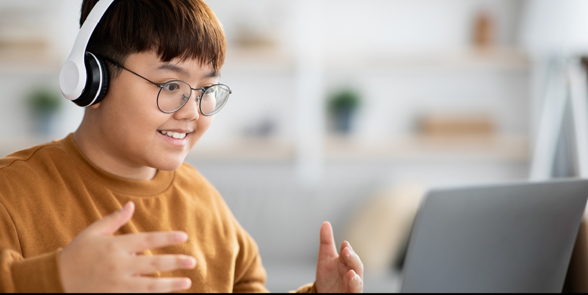 CONECTADO APRENDO LAS TUTORÍAS SON UN ESPACIO SEGURO CONFORTABLE Y NUTRITIVO