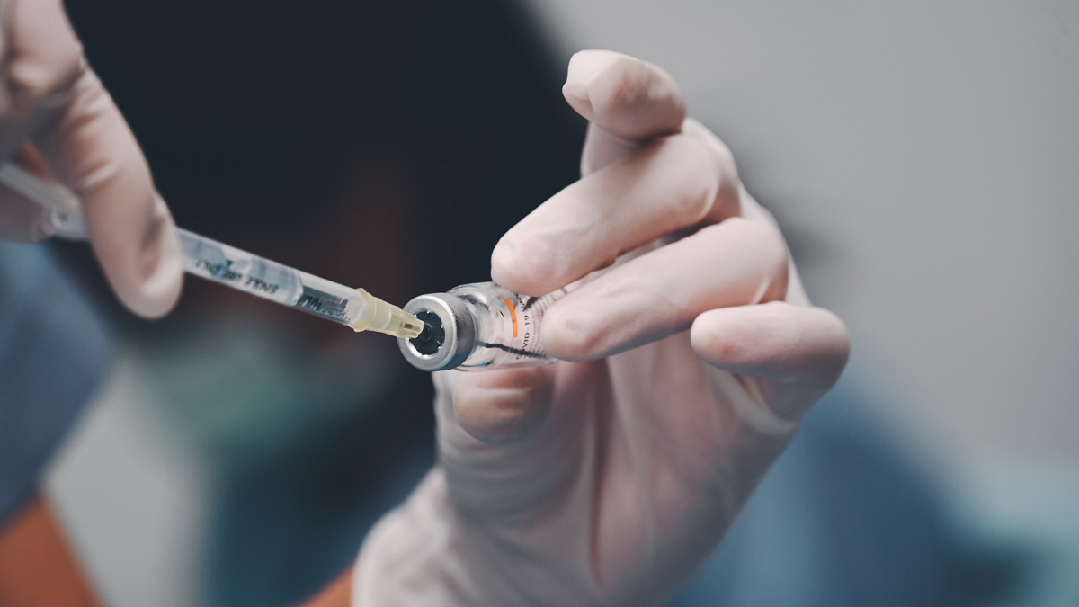 REBROTE INMINENTE DE INFLUENZA SE PROYECTA PARA FINALES DE JULIO LA VACUNA ES UNA DE LAS MEDIDAS MÁS EFICIENTES PARA EVITAR SÍNTOMAS GRAVES. 2