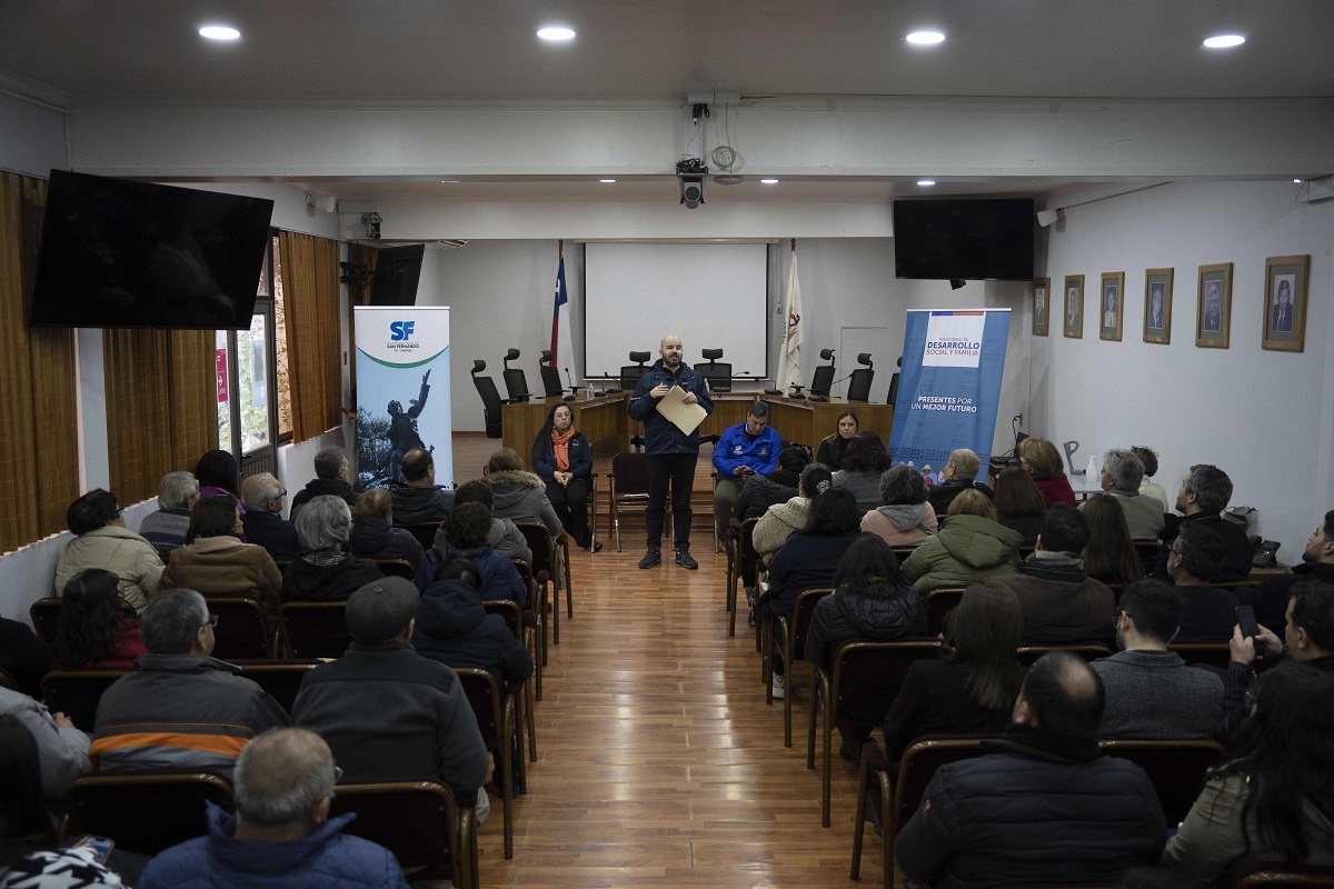 MINISTRO DE DESARROLLO SOCIAL Y FAMILIA ENCABEZÓ CONVERSATORIOS CON PERSONAS MAYORES EN SAN FERNANDO Y RANCAGUA 1