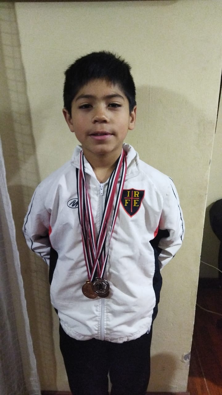  GIMNASTA DEL IRFE DE SANTA CRUZ SE LUCE EN COMPETENCIA DE ELITE EN SANTIAGO 2