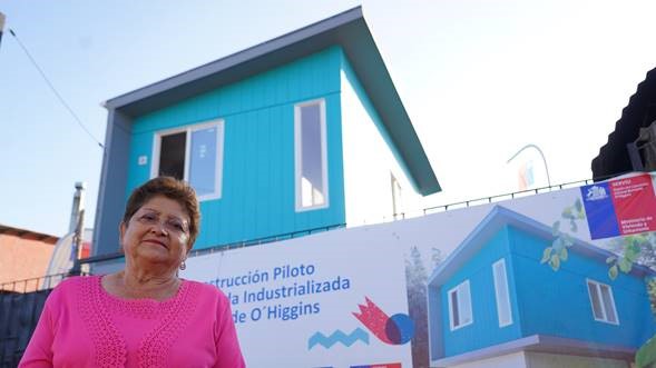 MINISTRO MONTES ENTREGA EN RANCAGUA LA PRIMERA VIVIENDA INDUSTRIALIZADA PARTE DEL PLAN DE EMERGENCIA HABITACIONAL 2