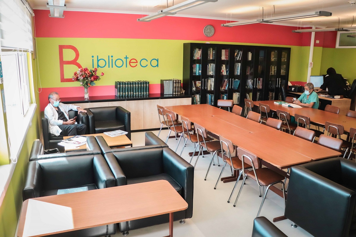 SOCIEDAD MÉDICA ABRE DEPENDENCIAS DE LA BIBLIOTECA PARA FUNCIONARIOS DEL HOSPITAL REGIONAL 2