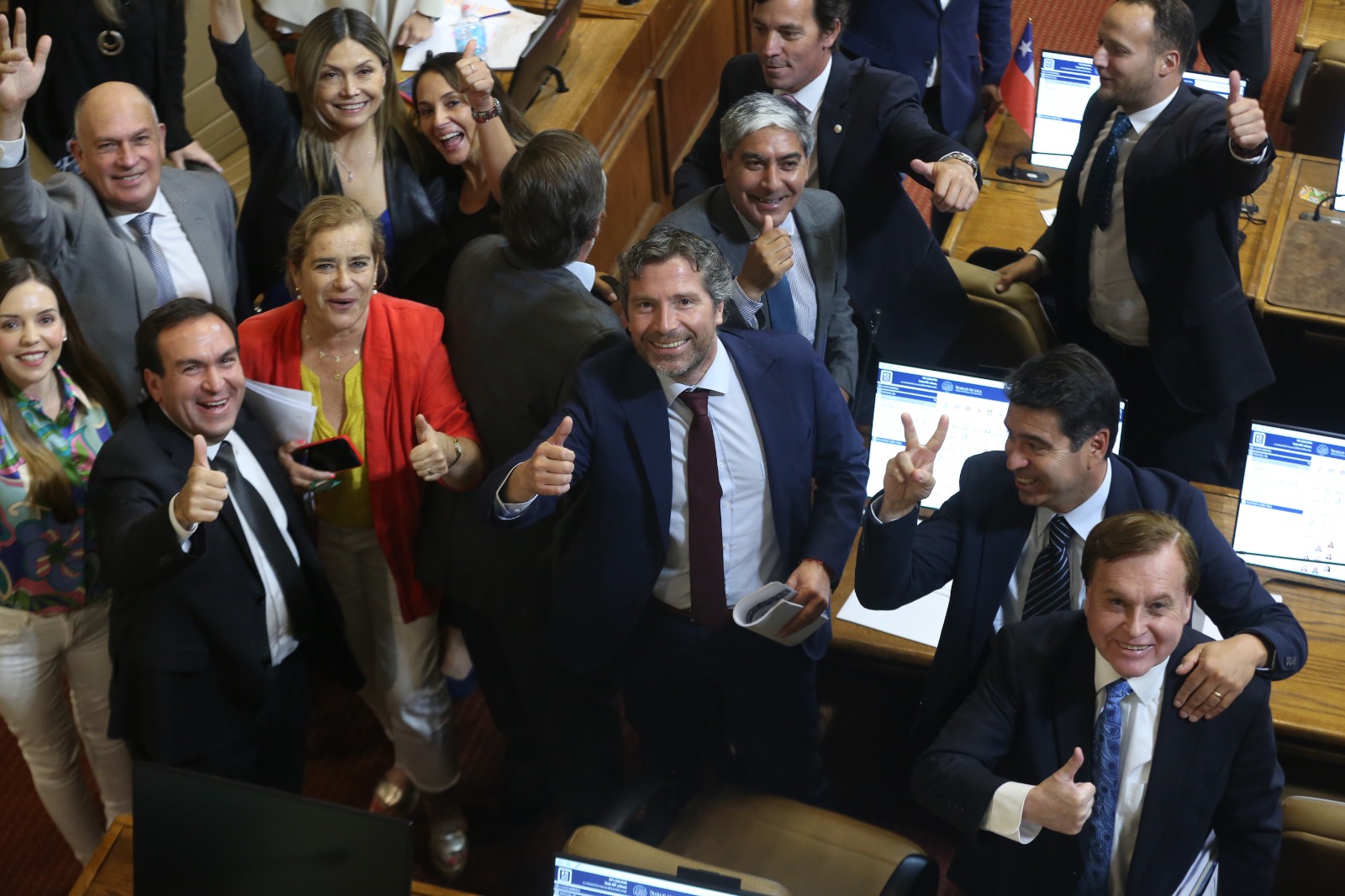 DIPUTADO CORNEJO VALORA PROYECTO QUE PERMITE REALIZAR MAMOGRAFÍAS SIN ORDEN MÉDICA Y LLAMA AL GOBIERNO A DISMINUIR EDAD DE EXÁMENES GRATUITOS