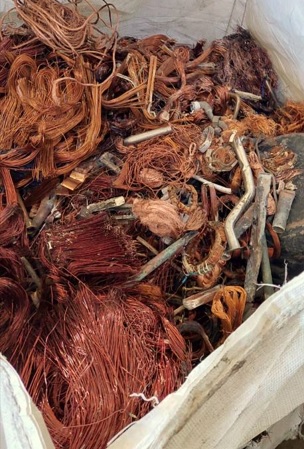 FISCALIZACIÓN EN CHATARRERÍAS DE RANCAGUA PERMITIÓ REALIZAR DECOMISO DE CABLE COBRE Y LUMINARIAS PÚBLICAS 3