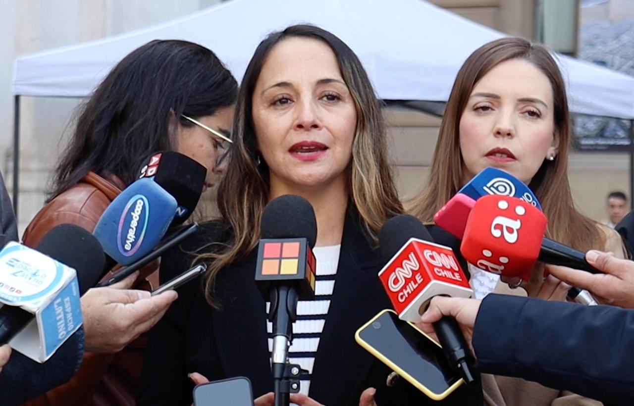 ANTE ALZA EN LISTAS DE ESPERA GES EN CÁNCER DE MAMA Y CERVICOUTERINO DIPUTADA MORALES CITA A MINISTRAS A LA COMISIÓN DE MUJERES