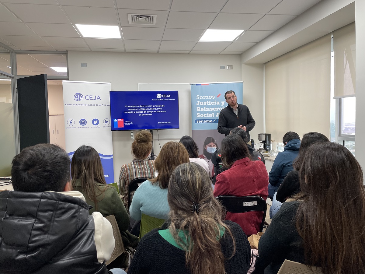 FUNCIONARIOS Y FUNCIONARIAS DEL SENAME OHIGGINS SE CAPACITAN EN EL MANEJO E INTERVENCIÓN DE CASOS 1