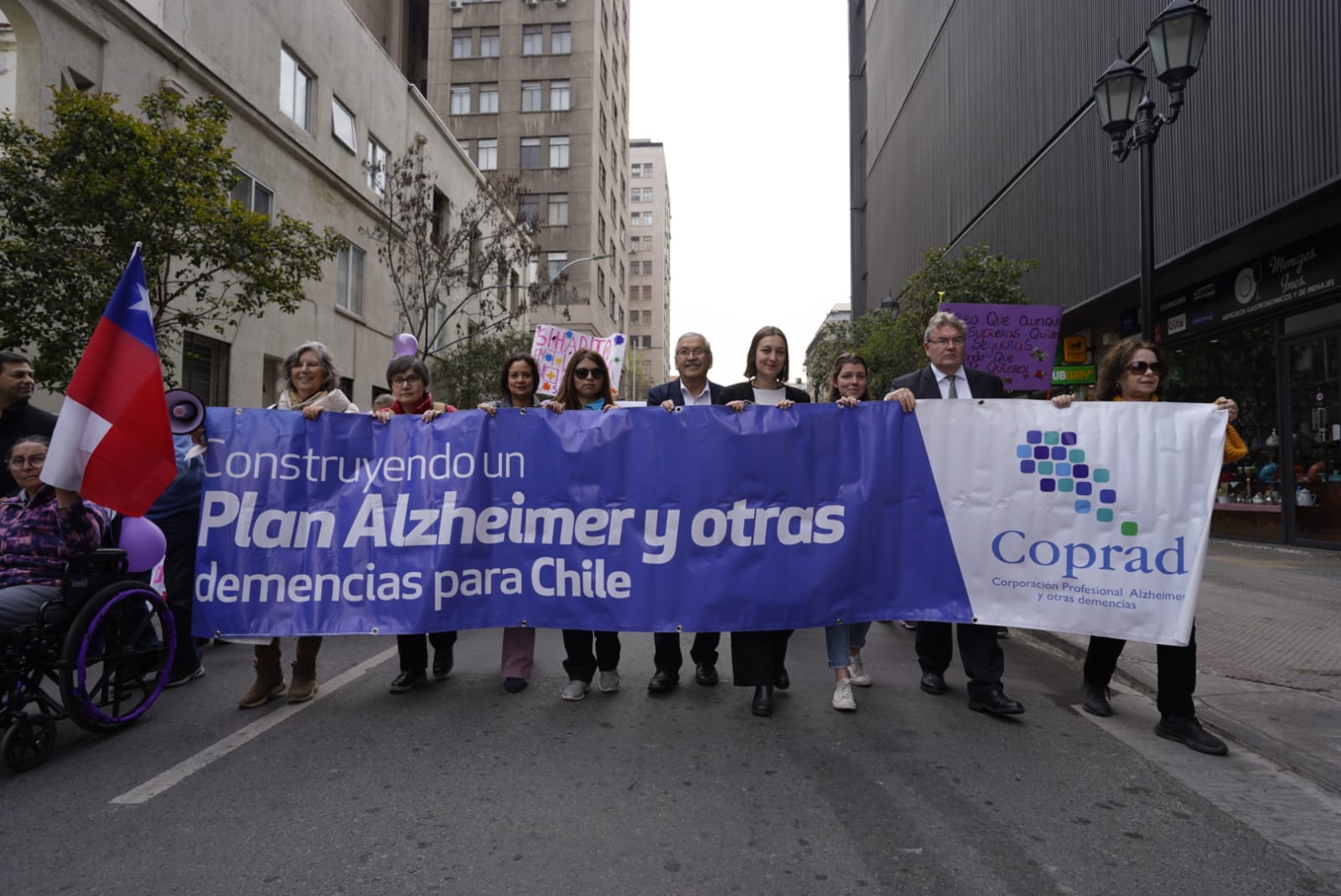 CHILE NO TE OLVIDA REALIZAN NOVENA CAMINATANBSPPOR EL ALZHEIMER RECORDANDO LA FIGURA DE AUGUSTO GÓNGORA 2