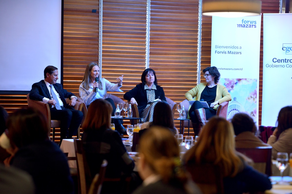 DIRECTORES DE EMPRESAS COINCIDEN EN NECESIDAD DE INCORPORAR INDICADORES DE CAMBIO CLIMÁTICO EN LA GESTIÓN DE LAS COMPAÑÍAS 2
