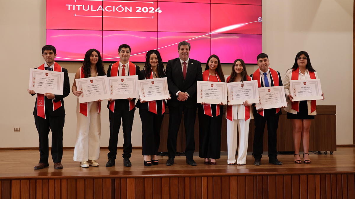 U. AUTÓNOMA TITULÓ A MÁS DE 1.000 PROFESIONALES PARA LA REGIÓN Y EL PAÍS 2