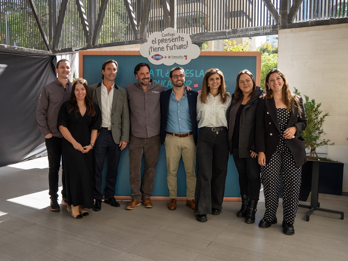 EL PRESENTE TIENE FUTURO CLOROX Y DESAFÍO LEVANTEMOS CHILE SE UNEN POR LA EDUCACIÓN Y LA SALUD EN ESCUELAS VULNERABLES 1